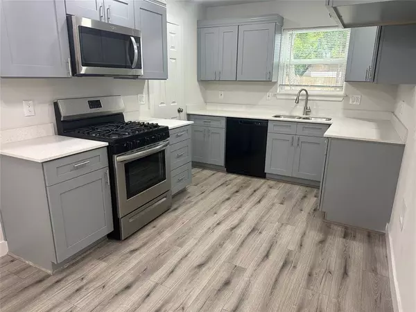 118 E Chico Drive, Garland, TX 75041