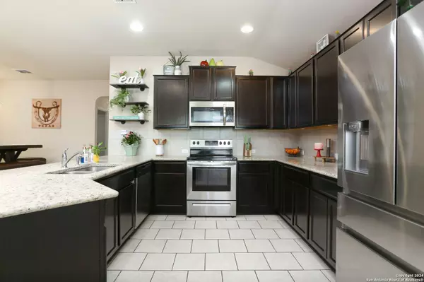 7315 ALTAIR LOOP, San Antonio, TX 78252-2339