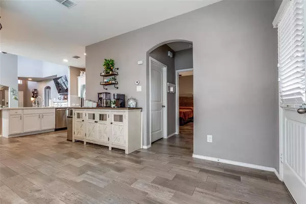 1465 Acmite Avenue, Cross Roads, TX 76227