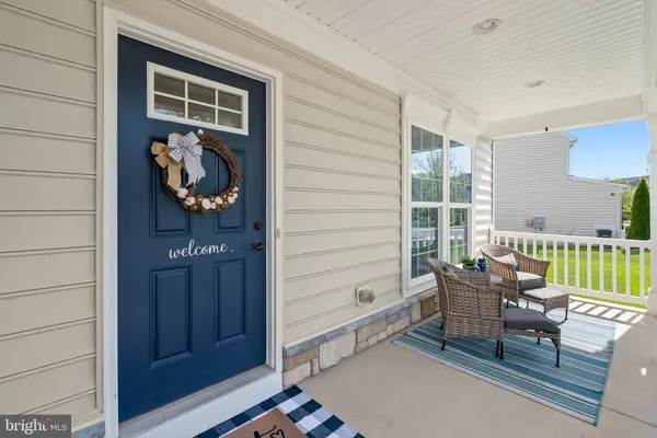 25912 ROYSTON PASS CIR, Aldie, VA 20105