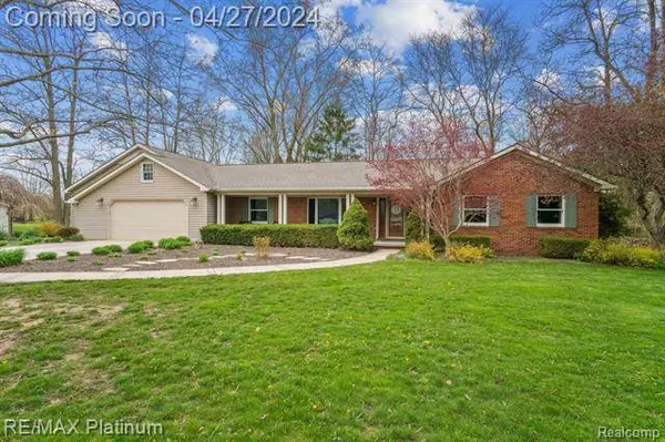 7589 MCCLEMENTS Road, Brighton, MI 48114
