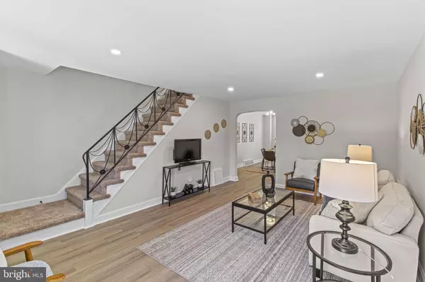 477 WESTMONT, Collingdale, PA 19023