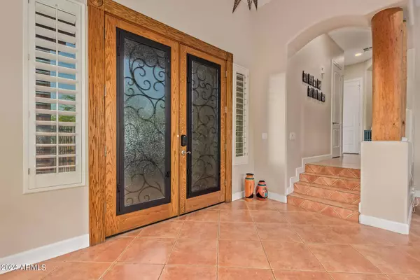 42719 N 20TH Street, New River, AZ 85087