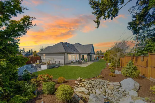 1015 Stahley Pl, Parksville, BC V9P 0C5