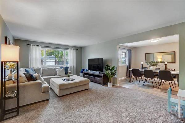 2462 Bending Willow Drive, Kettering, OH 45440