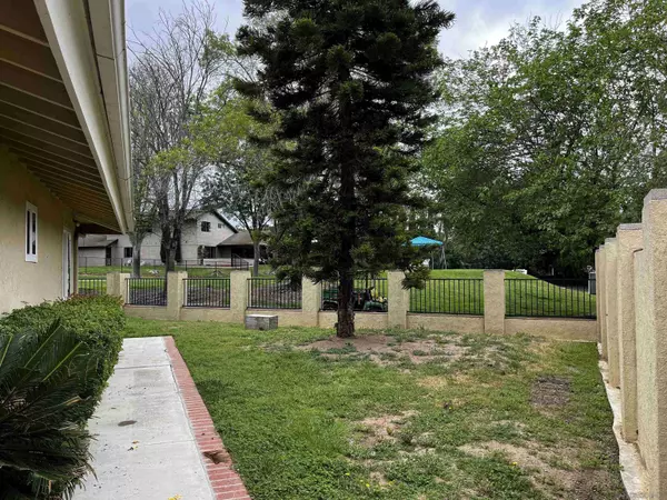 17321 Grandee Pl, San Diego, CA 92128