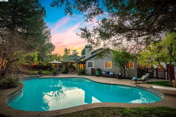 1350 Orloff Dr, Pleasanton, CA 94566