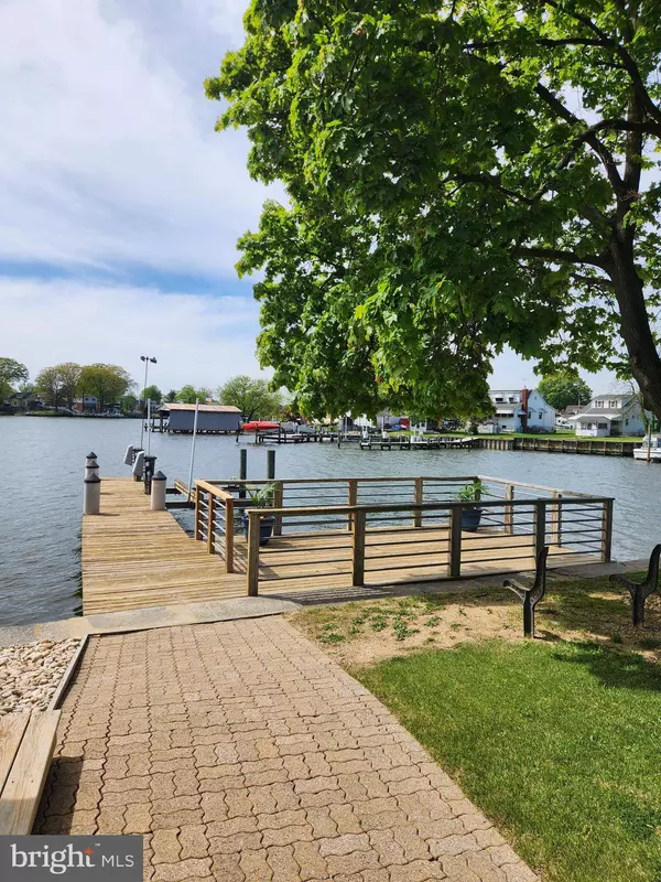 7522 BATTLE GROVE CIR, Dundalk, MD 21222