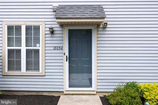 1805-A DENHAM CT, Mount Laurel, NJ 08054