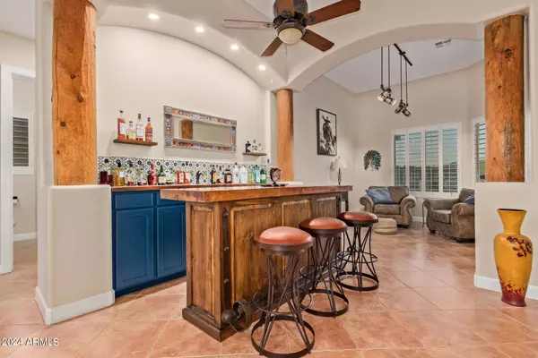 42719 N 20TH Street, New River, AZ 85087