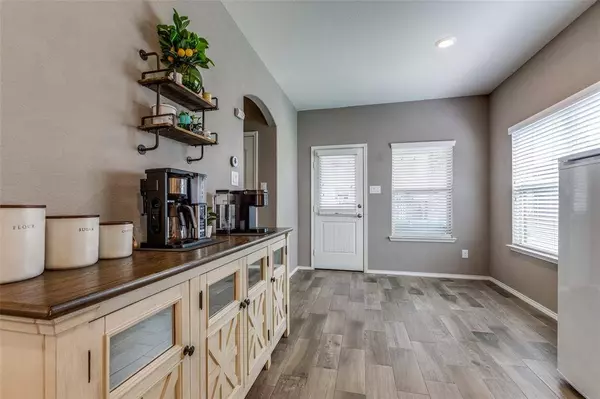 1465 Acmite Avenue, Cross Roads, TX 76227