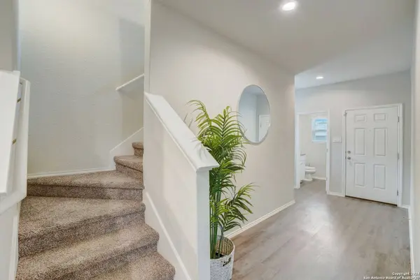 423 Pleasanton Sprg, San Antonio, TX 78221