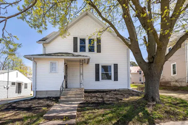 155 Center Street, Platteville, WI 53818
