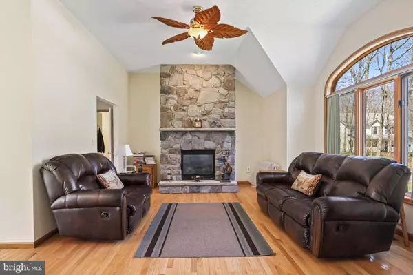 128 LYRIC CT, Saylorsburg, PA 18353