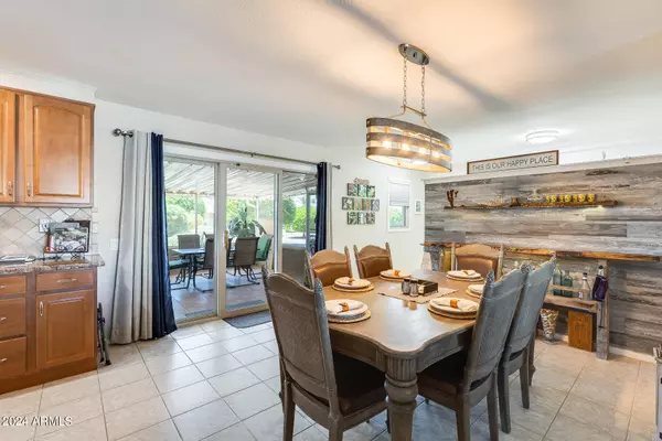 10219 W BROOKSIDE Drive, Sun City, AZ 85351