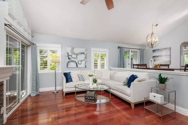 1350 Orloff Dr, Pleasanton, CA 94566