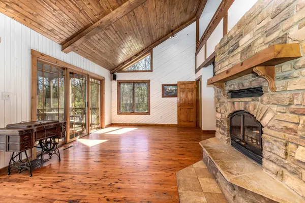 41 High Ridge Run, Galena, IL 61036