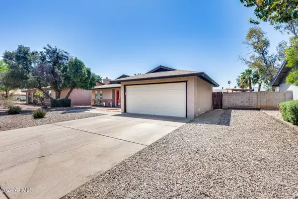 613 W PARK Avenue, Chandler, AZ 85225