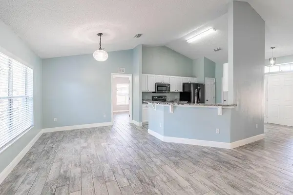 753 Thuringer ST NW, Palm Bay, FL 32907