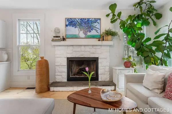 1650 Shelby Ln, Holland, MI 49424-2598