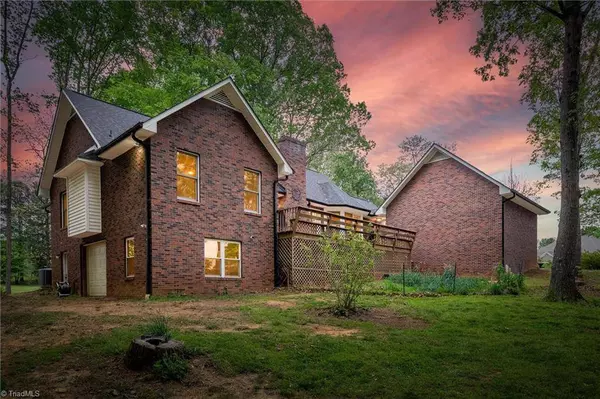 242/234 Kistler Farm RD, Mooresville, NC 28115