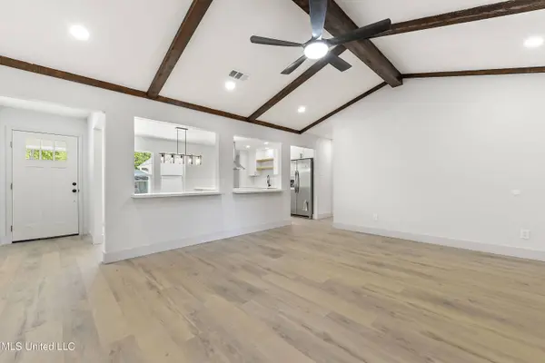 6285 Kimbrough Boulevard, Biloxi, MS 39532