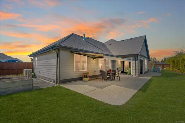 1015 Stahley Pl, Parksville, BC V9P 0C5