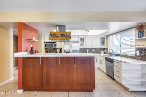 613 W PARK Avenue, Chandler, AZ 85225