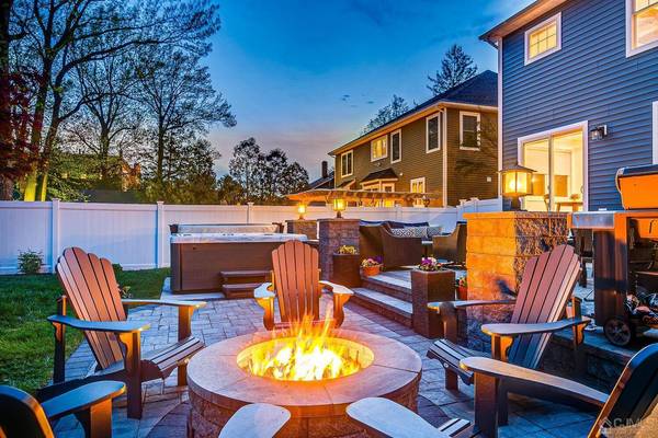 43 Brunswick AVE, Metuchen, NJ 08840