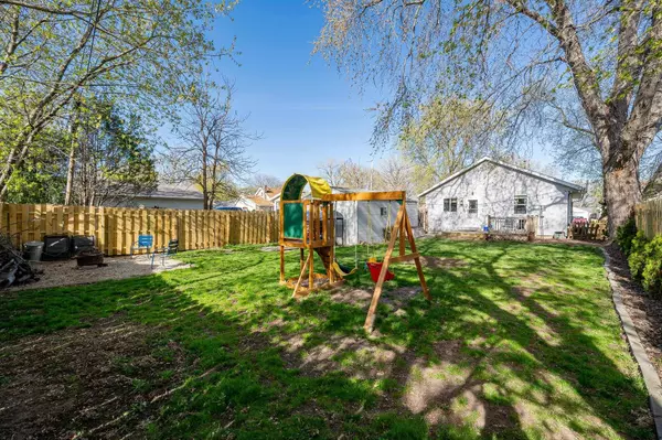 2203 JEFFERSON ST, Oshkosh, WI 54901