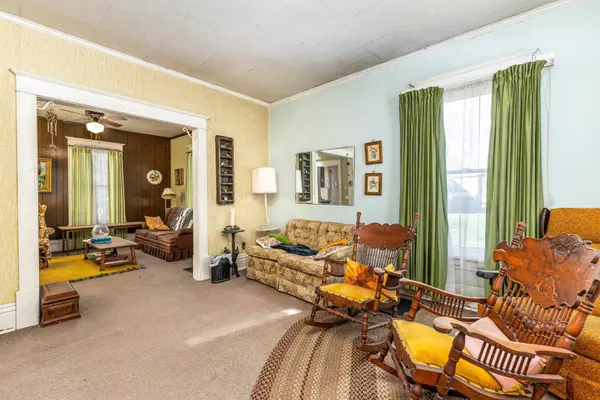 103 E Webster Street, Apple River, IL 61001