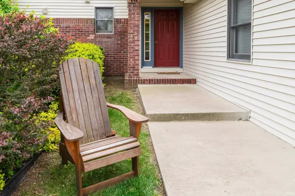 3160 S Cuffers Drive, Bloomington, IN 47403-4362