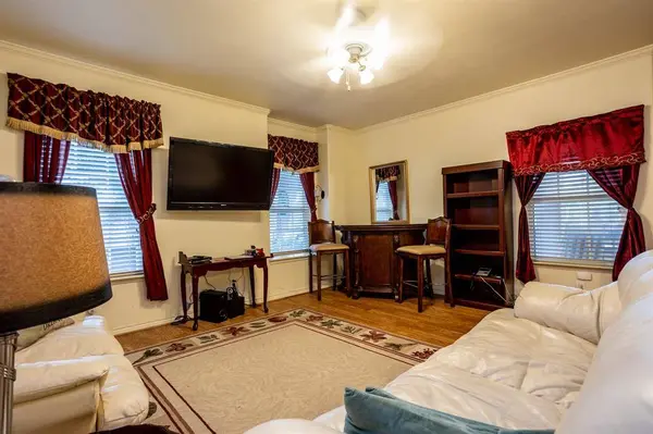 4850 Spring Avenue, Dallas, TX 75210