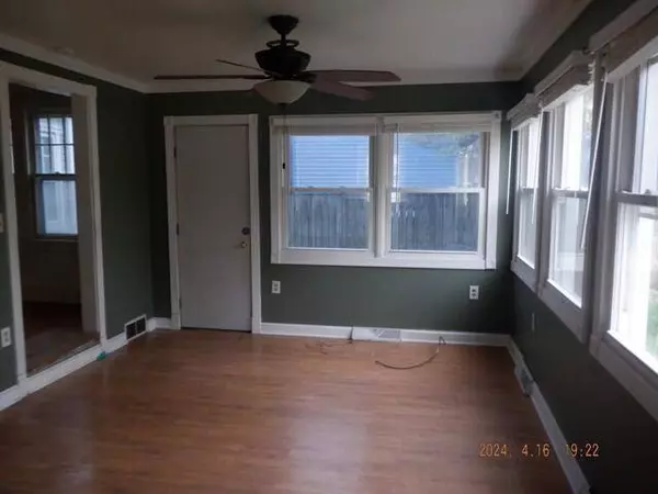 1103 Vassar Drive, Kalamazoo, MI 49001