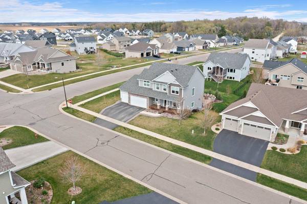 20006 Harvest DR, Lakeville, MN 55044