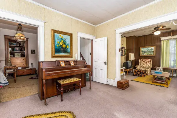 103 E Webster Street, Apple River, IL 61001