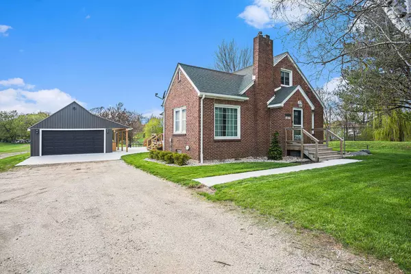 8211 Wilson SW Avenue, Byron Center, MI 49315