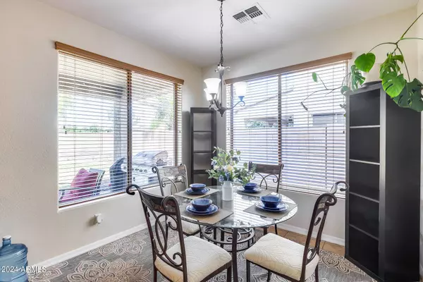 3140 S HOLGUIN Way, Chandler, AZ 85248