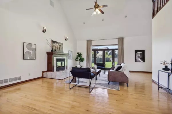 1940 Frawley Drive, Sun Prairie, WI 53590