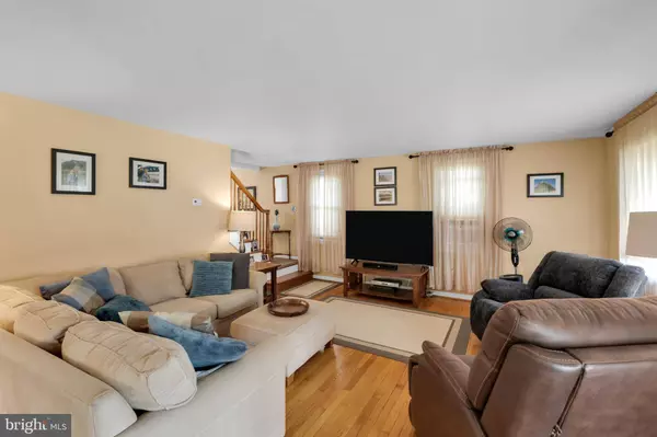 95 E ZION HILL RD, Quakertown, PA 18951