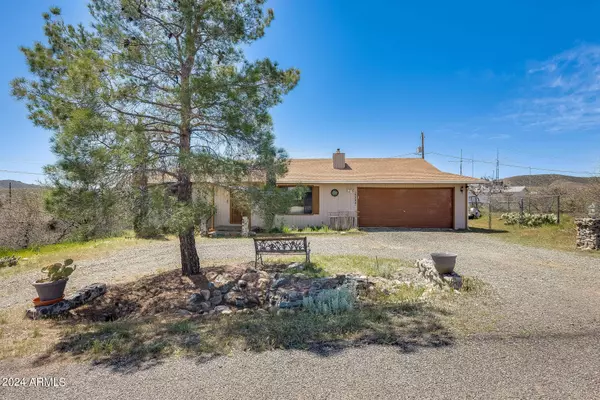 20057 E CLUB Lane, Mayer, AZ 86333