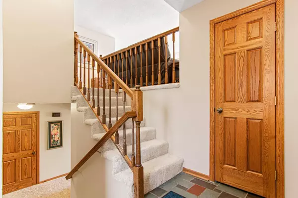 17935 24th AVE N, Plymouth, MN 55447