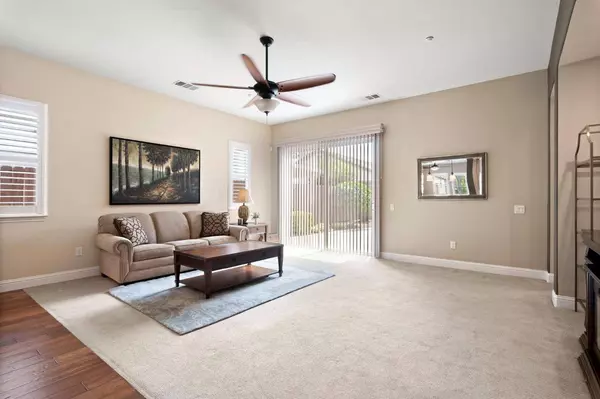 2180 Exminster LN, Roseville, CA 95747