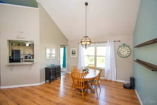 1716 Old Silo Dr, Miami Twp, OH 45140