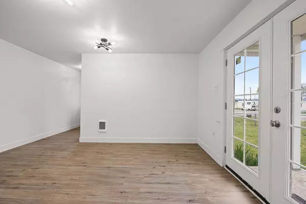 7422 E 3rd Ave, Spokane Valley, WA 99212