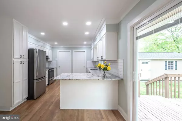 4520 LOGMILL RD, Gainesville, VA 20155