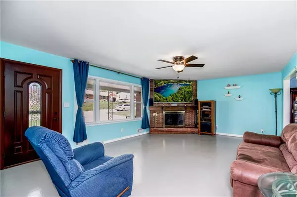 205 NW 65th ST, Gladstone, MO 64118