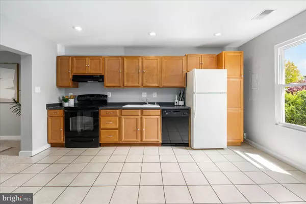 612 KITTENDALE CIR, Middle River, MD 21220