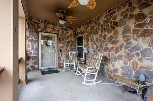 4850 Spring Avenue, Dallas, TX 75210