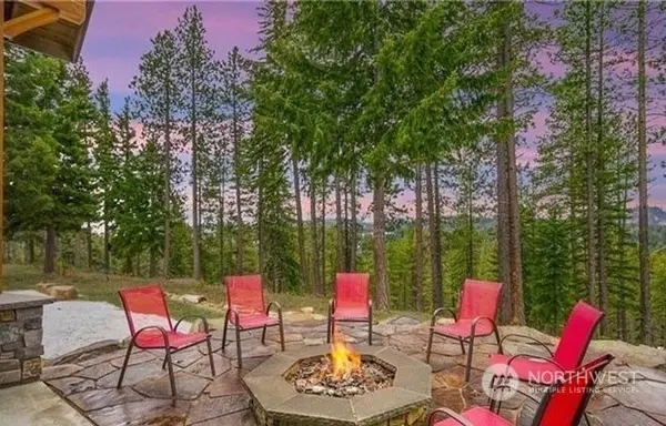 200 Rinky Dink LN, Cle Elum, WA 98922